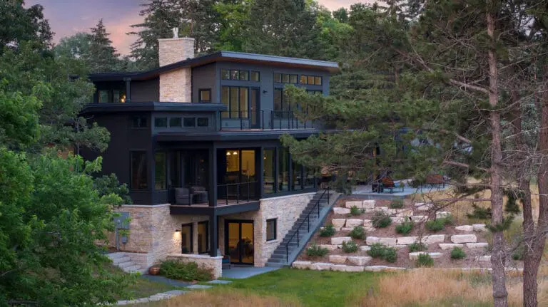 River Bluff Modern