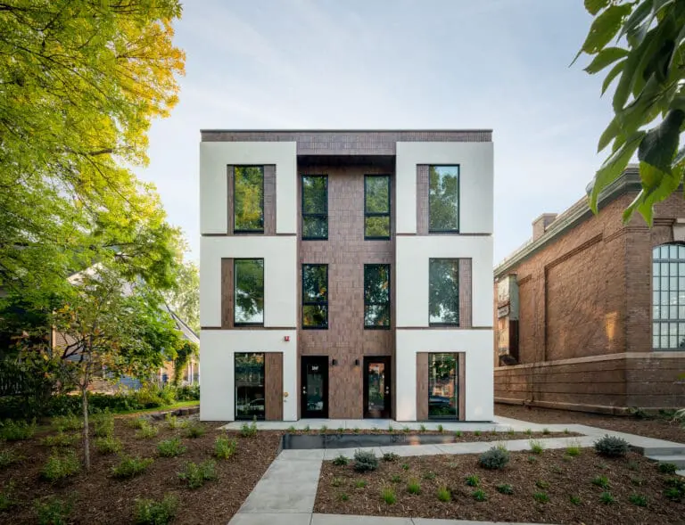 Amp House Apartments