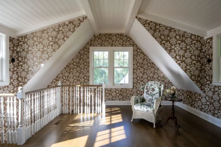 Deephaven Carriage & Boat House