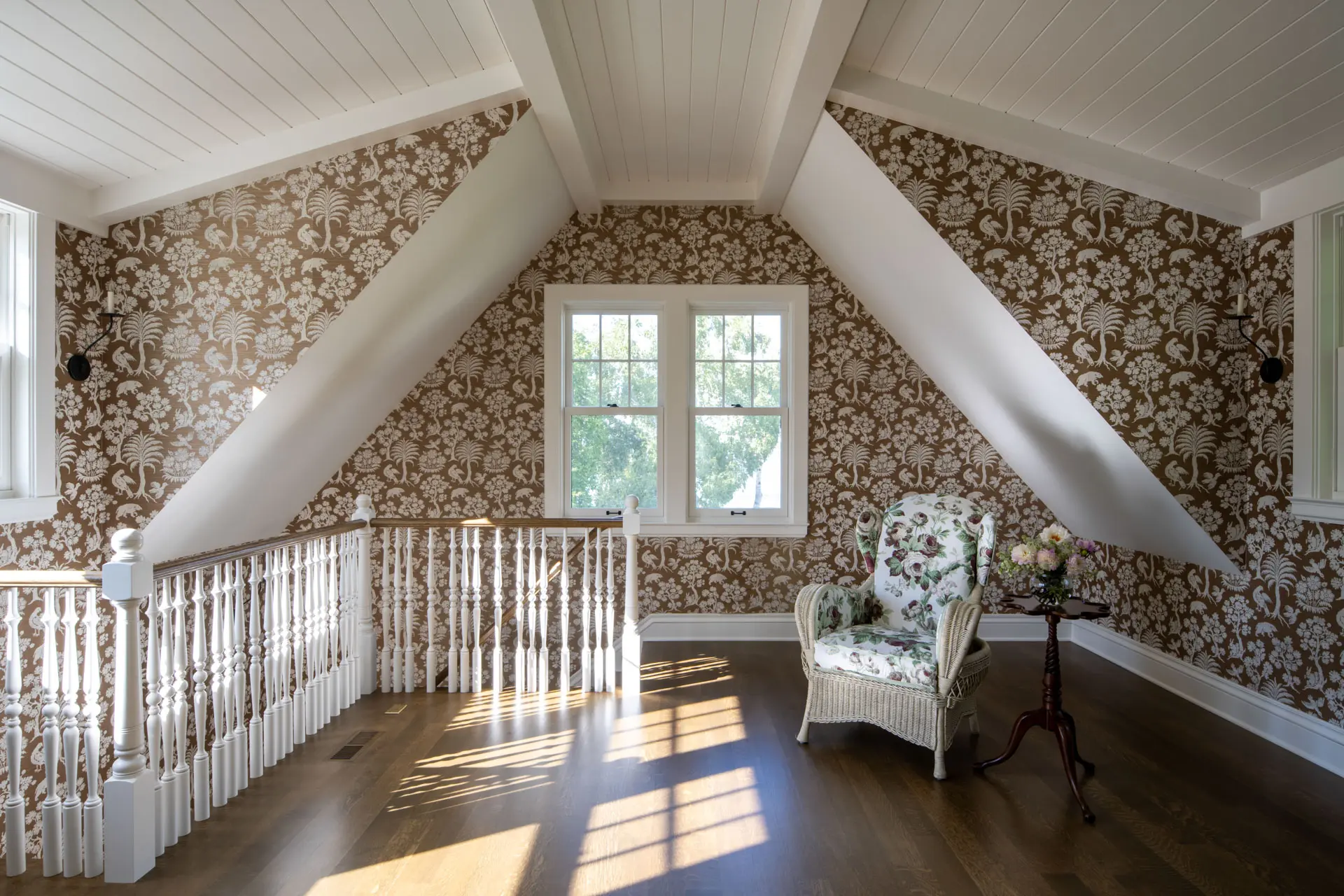 Deephaven Carriage & Boat House