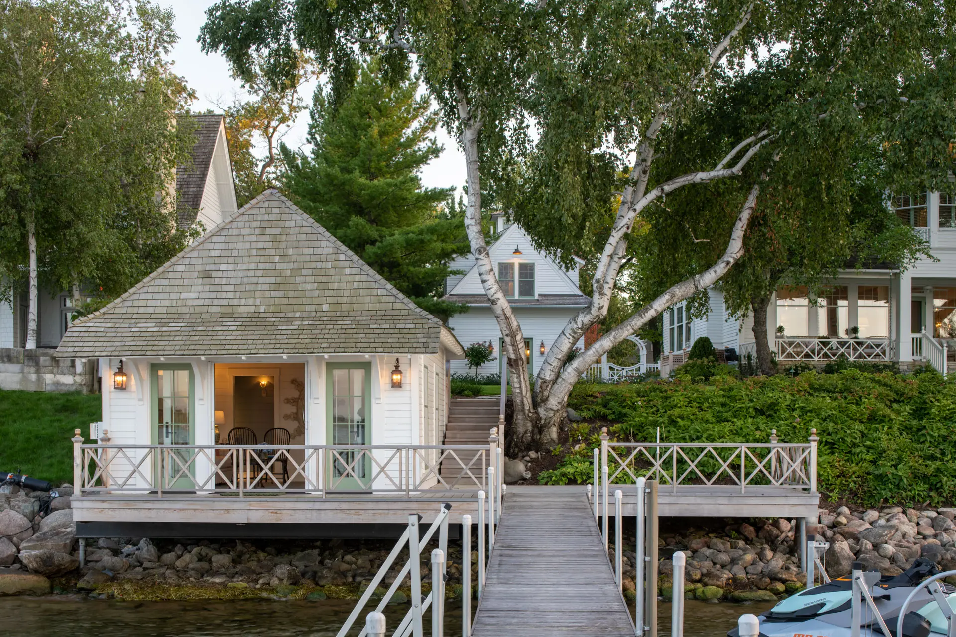 Deephaven Carriage & Boat House