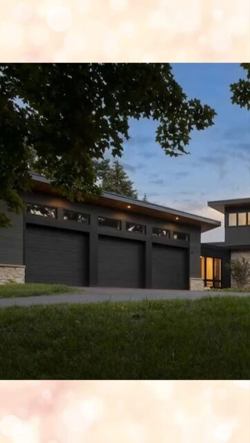 Overlooking the Minnesota River Valley, this award-winning new home by @rehkamplarsonarchitects has all the views and vibes the spectacular site deserved. Great job by all! 
.

@brookevossdesignmpls @savannadesigns @boldmetalwork @palmerptg @braatencabinets @scottamundsonphoto #homesbyarchitectstour #hbat2023 #contemporaryarchitecture #modernarchitecture #aia
