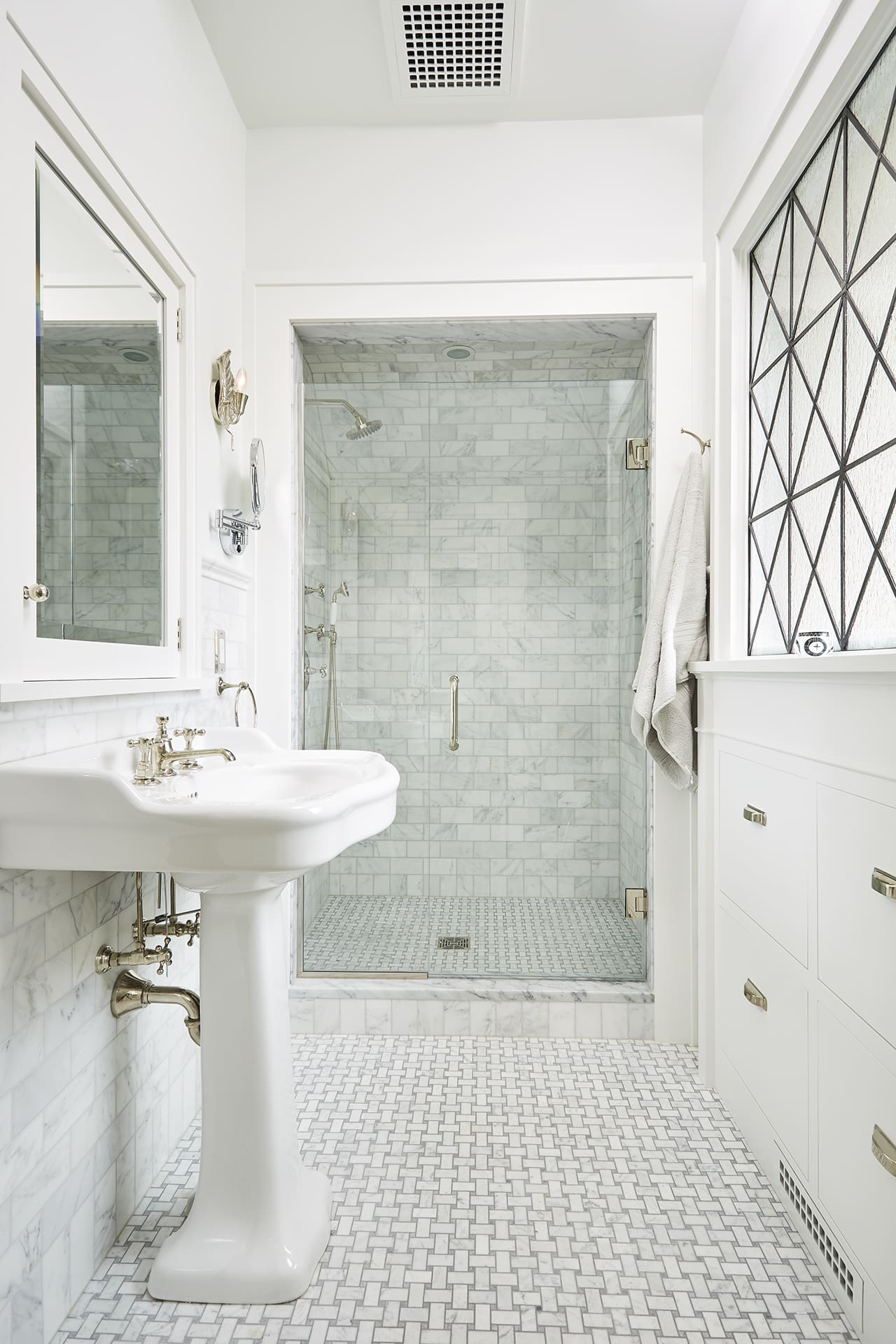 Lowry Hill Carriage House