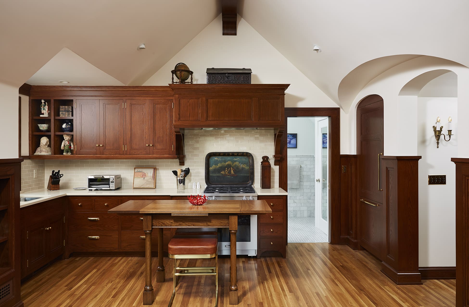 Lowry Hill Carriage House