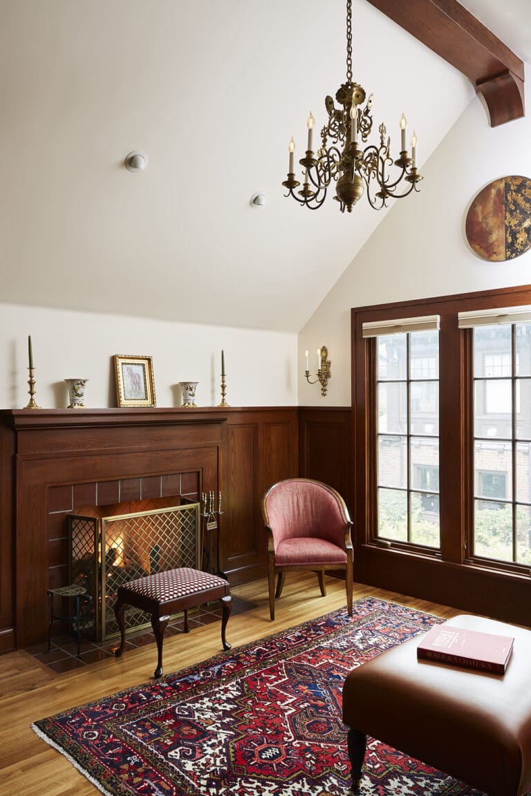 Lowry Hill Carriage House