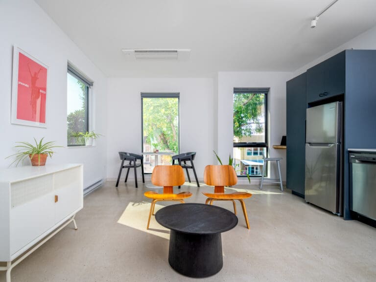 Amp House Apartments