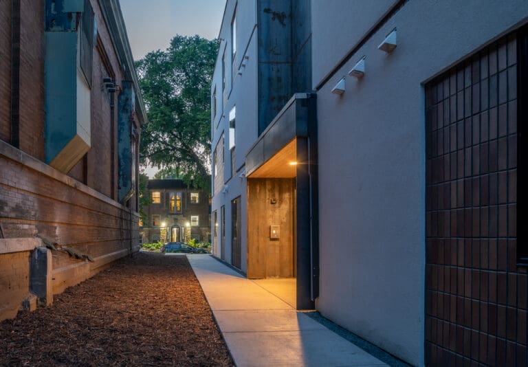 Amp House Apartments